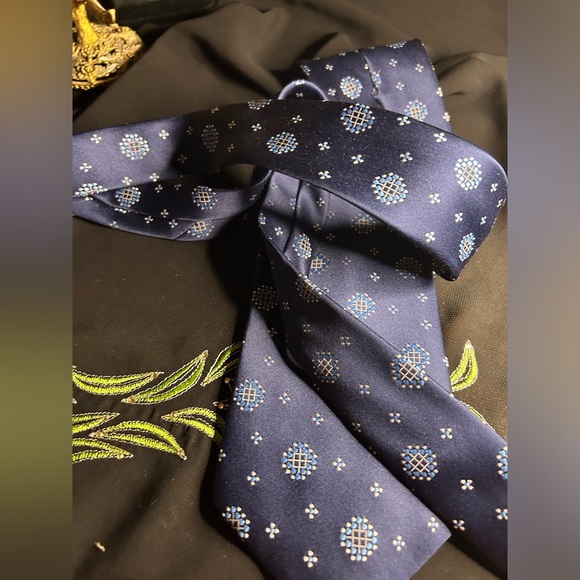 MONTGOMERY WARD VTG NWT Blue Polyester tie. - Picture 4 of 6